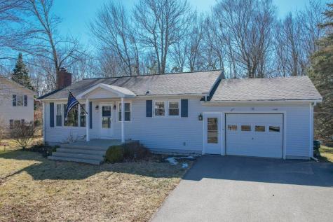 12 Mcdonald Avenue Ellsworth ME 04605