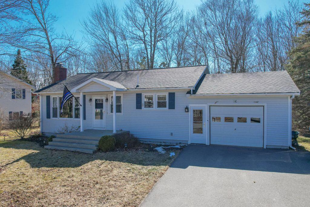 12 Mcdonald Avenue Ellsworth ME 04605