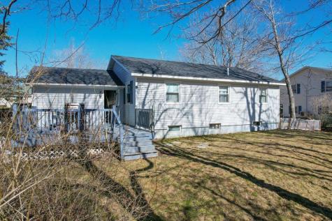 12 Mcdonald Avenue Ellsworth ME 04605