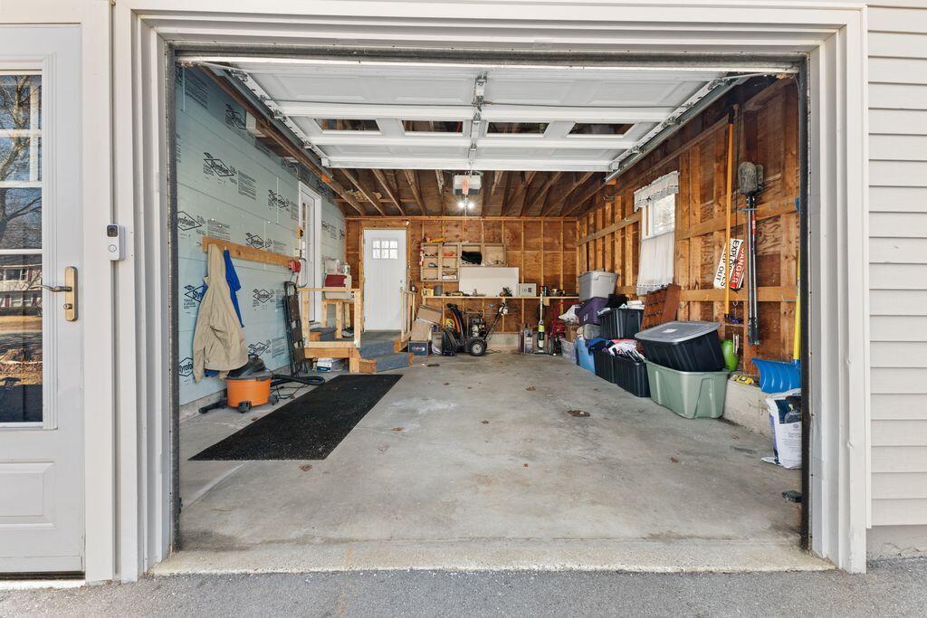 12 Mcdonald Avenue Ellsworth ME 04605