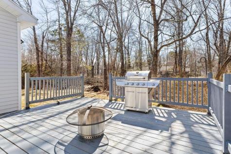 12 Mcdonald Avenue Ellsworth ME 04605