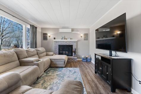 12 Mcdonald Avenue Ellsworth ME 04605