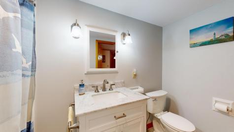 868 Paris Road Hebron ME 04238
