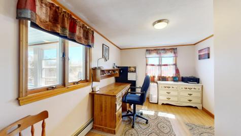 868 Paris Road Hebron ME 04238