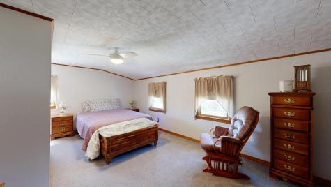 868 Paris Road Hebron ME 04238