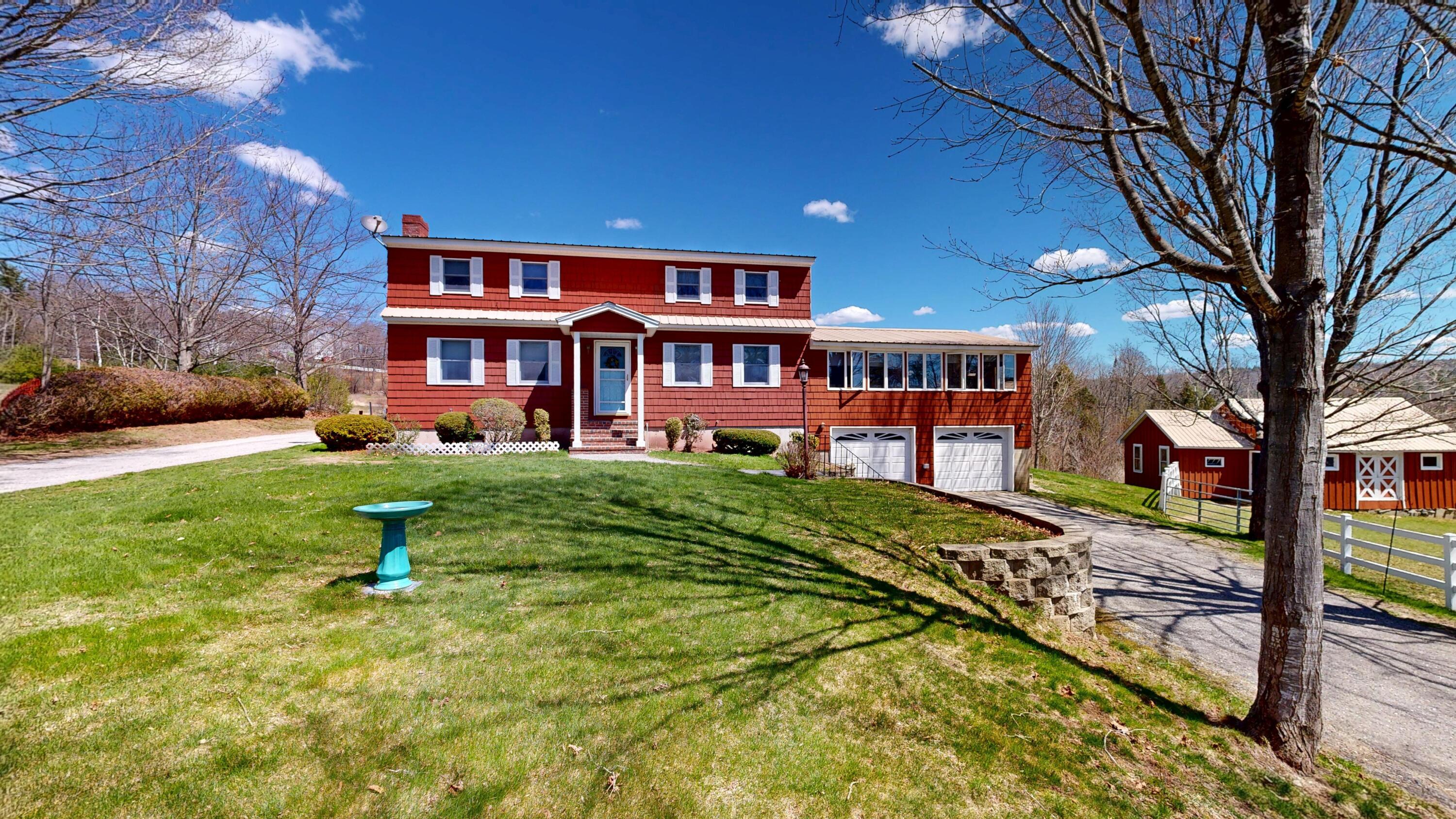 868 Paris Road Hebron ME 04238