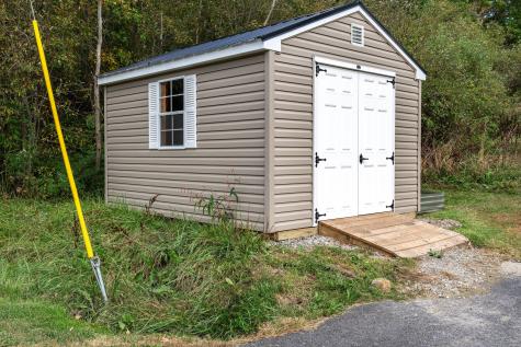 105 King Road Lisbon ME 04250