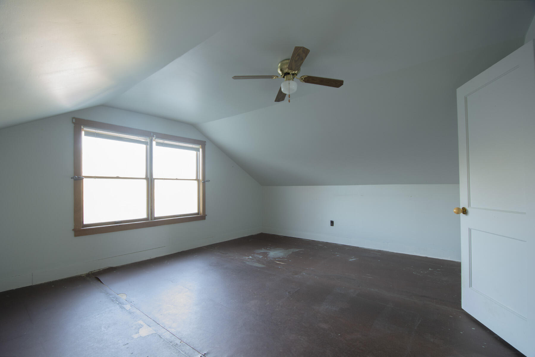 13 Mcclellan Street Lisbon ME 04250