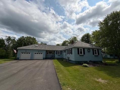 2077 South Princeton Road Baileyville ME 04694