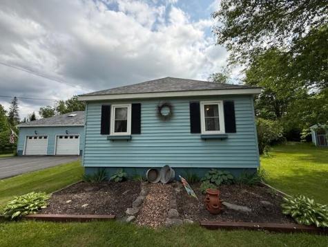 2077 South Princeton Road Baileyville ME 04694