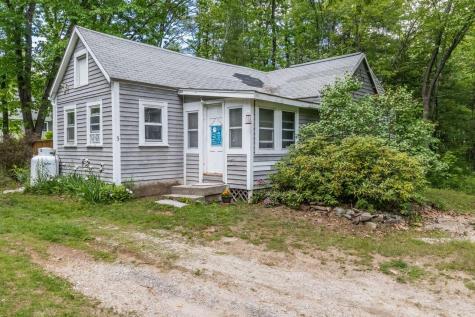 5 Coles Village Road Falmouth ME 04105