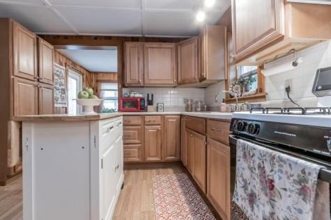 5 Coles Village Road Falmouth ME 04105