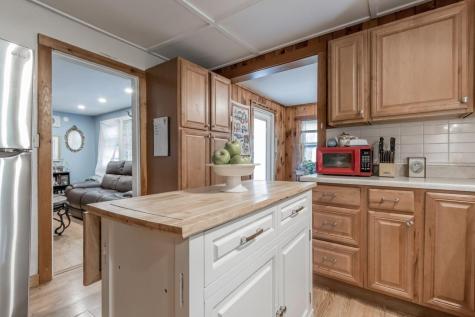 5 Coles Village Road Falmouth ME 04105