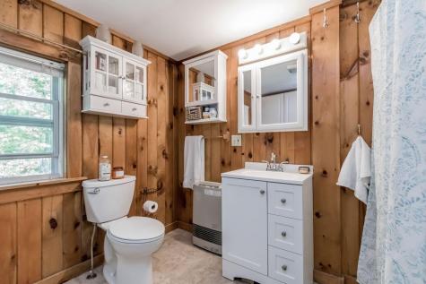 5 Coles Village Road Falmouth ME 04105