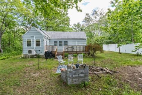 5 Coles Village Road Falmouth ME 04105