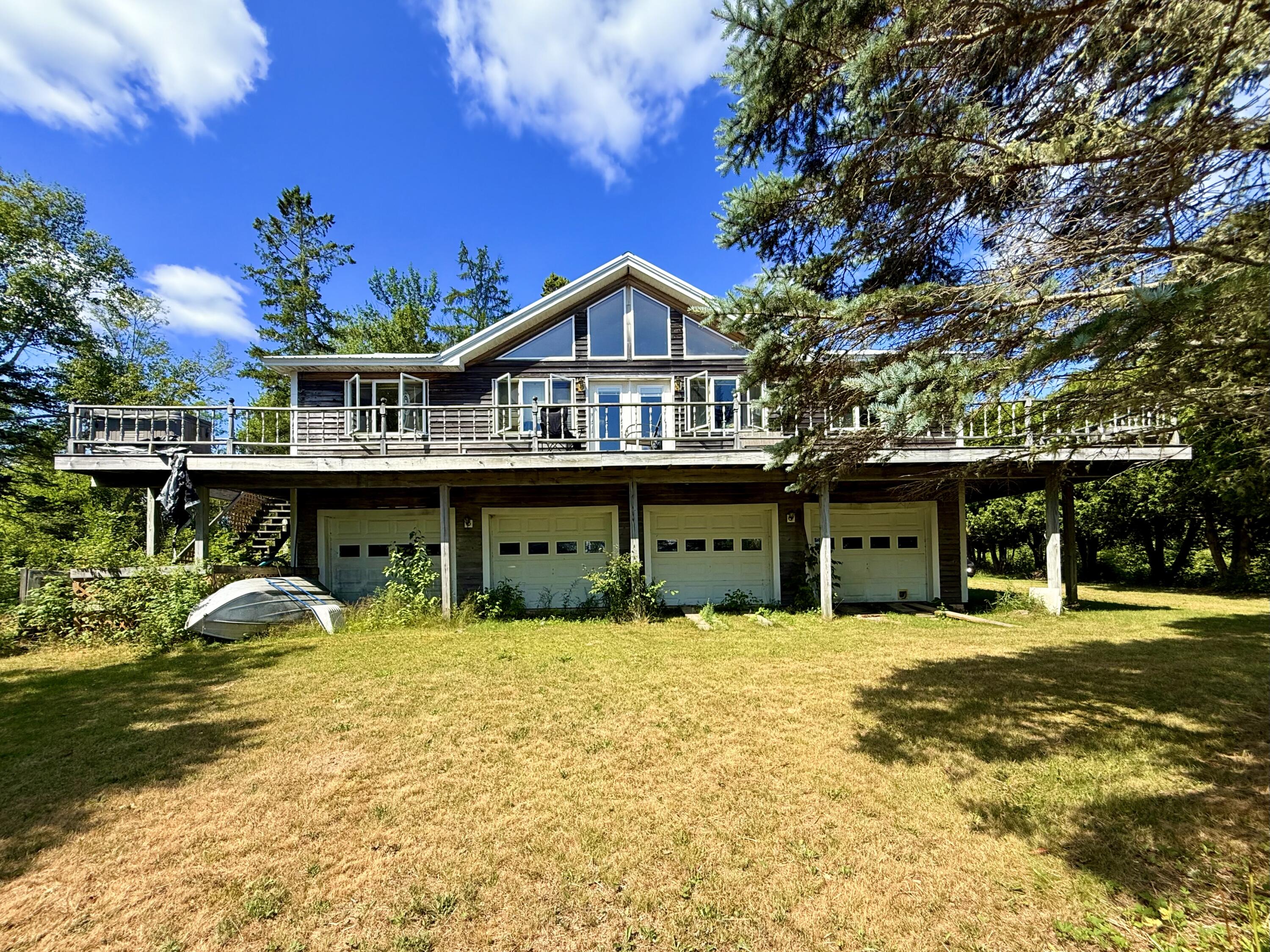 27 Us Route One Robbinston ME 04671