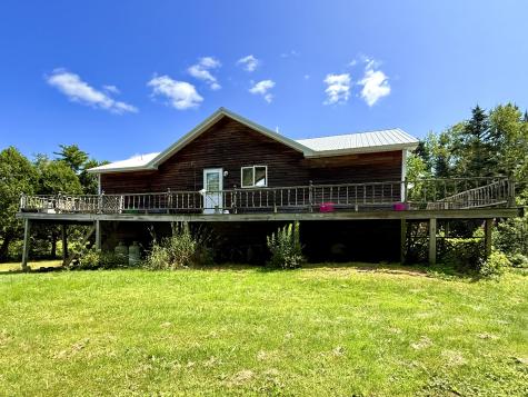 27 Us Route One Robbinston ME 04671