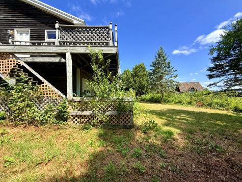 27 Us Route One Robbinston ME 04671