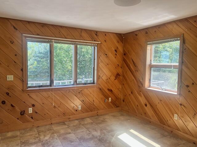 27 Us Route One Robbinston ME 04671