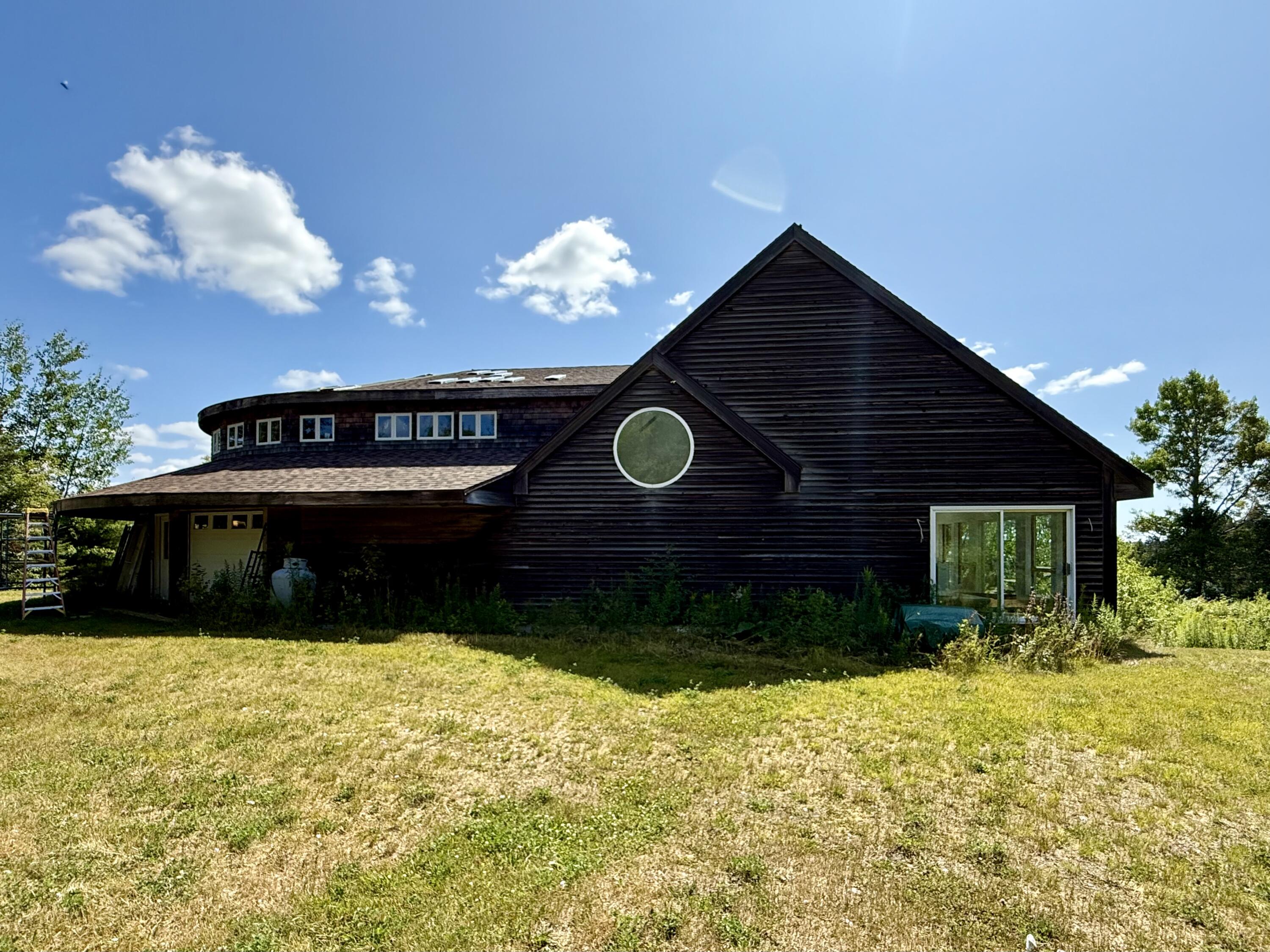 27 Us Route One Robbinston ME 04671