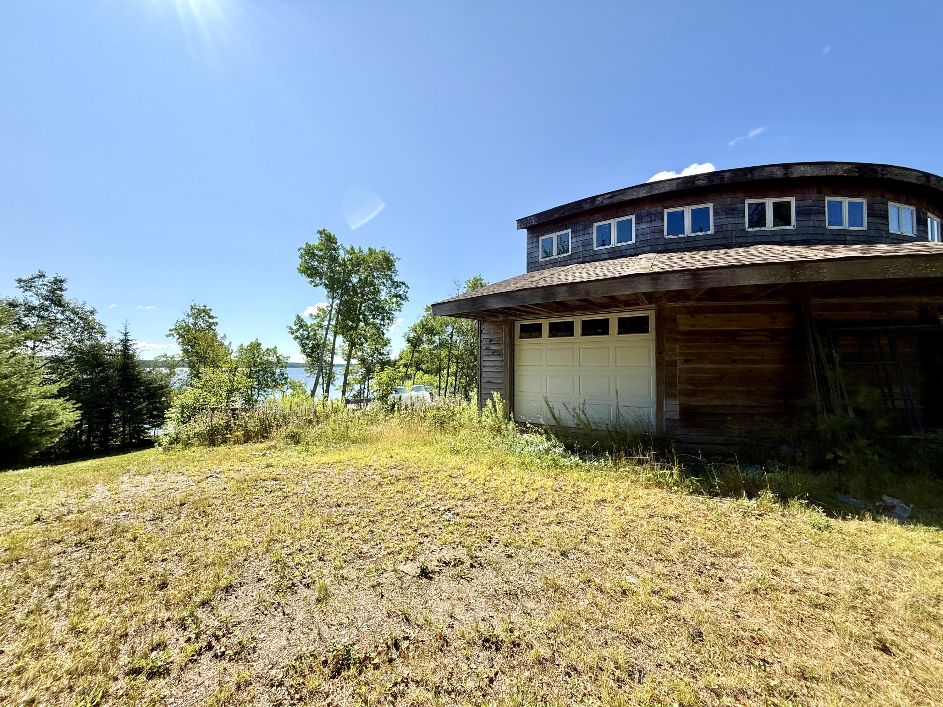 27 Us Route One Robbinston ME 04671