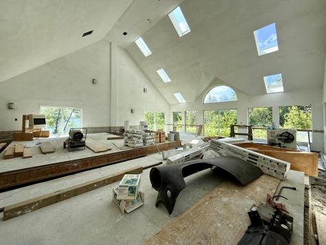 27 Us Route One Robbinston ME 04671