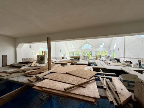 27 Us Route One Robbinston ME 04671