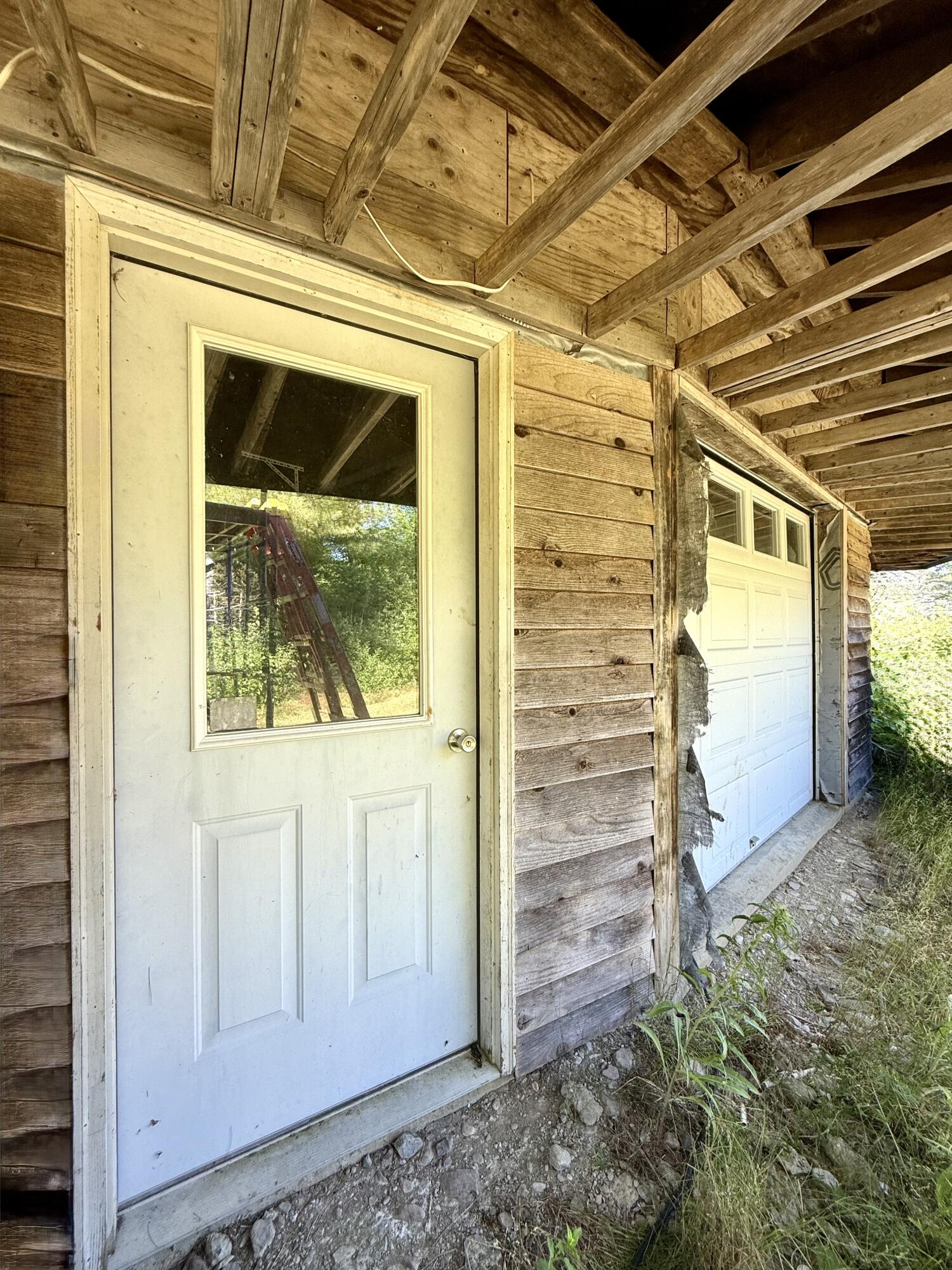 27 Us Route One Robbinston ME 04671