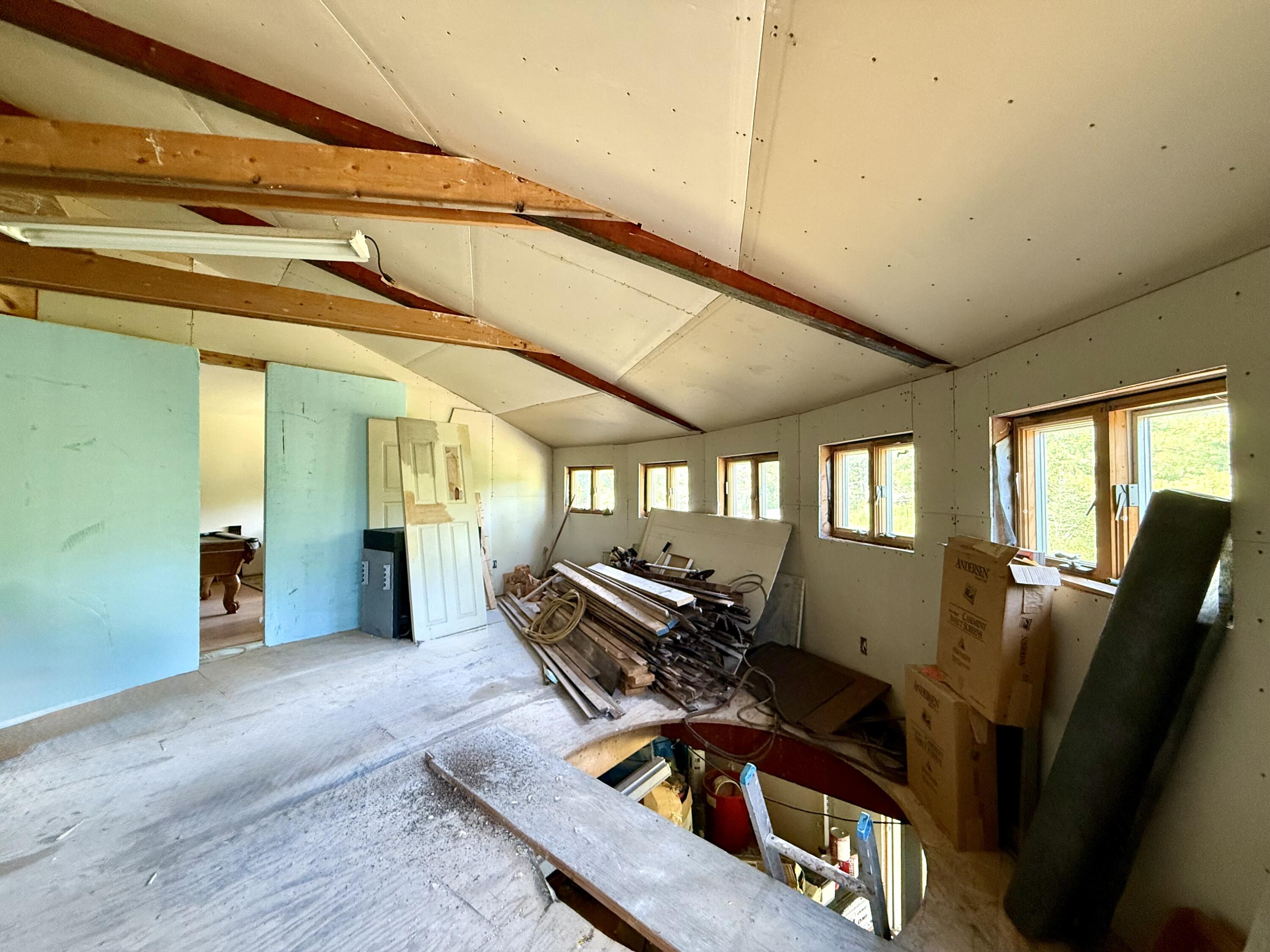 27 Us Route One Robbinston ME 04671