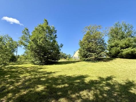 27 Us Route One Robbinston ME 04671