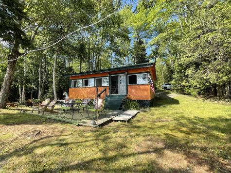 54 Oak Lane Alexander ME 04694