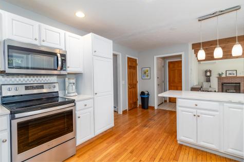 12 Mountain Ash Avenue Brunswick ME 04011