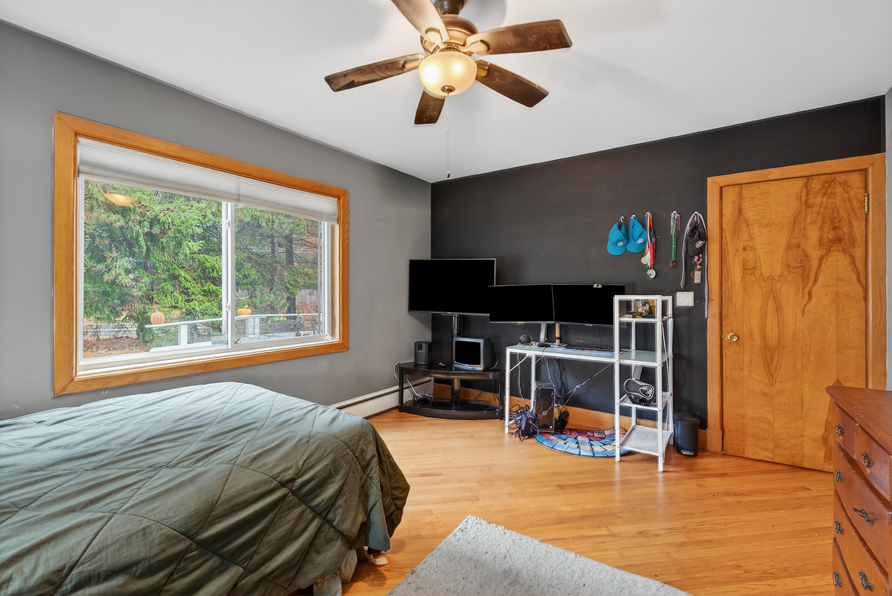 122 Belgrade Road Oakland ME 04963