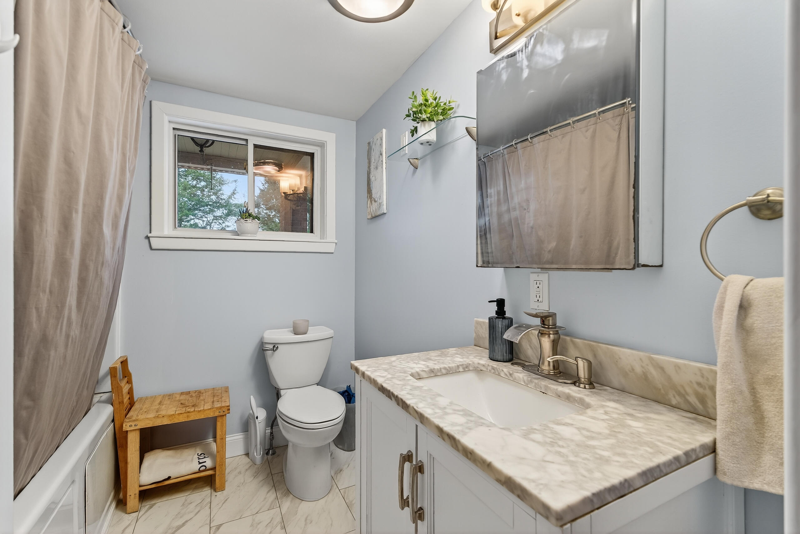 122 Belgrade Road Oakland ME 04963