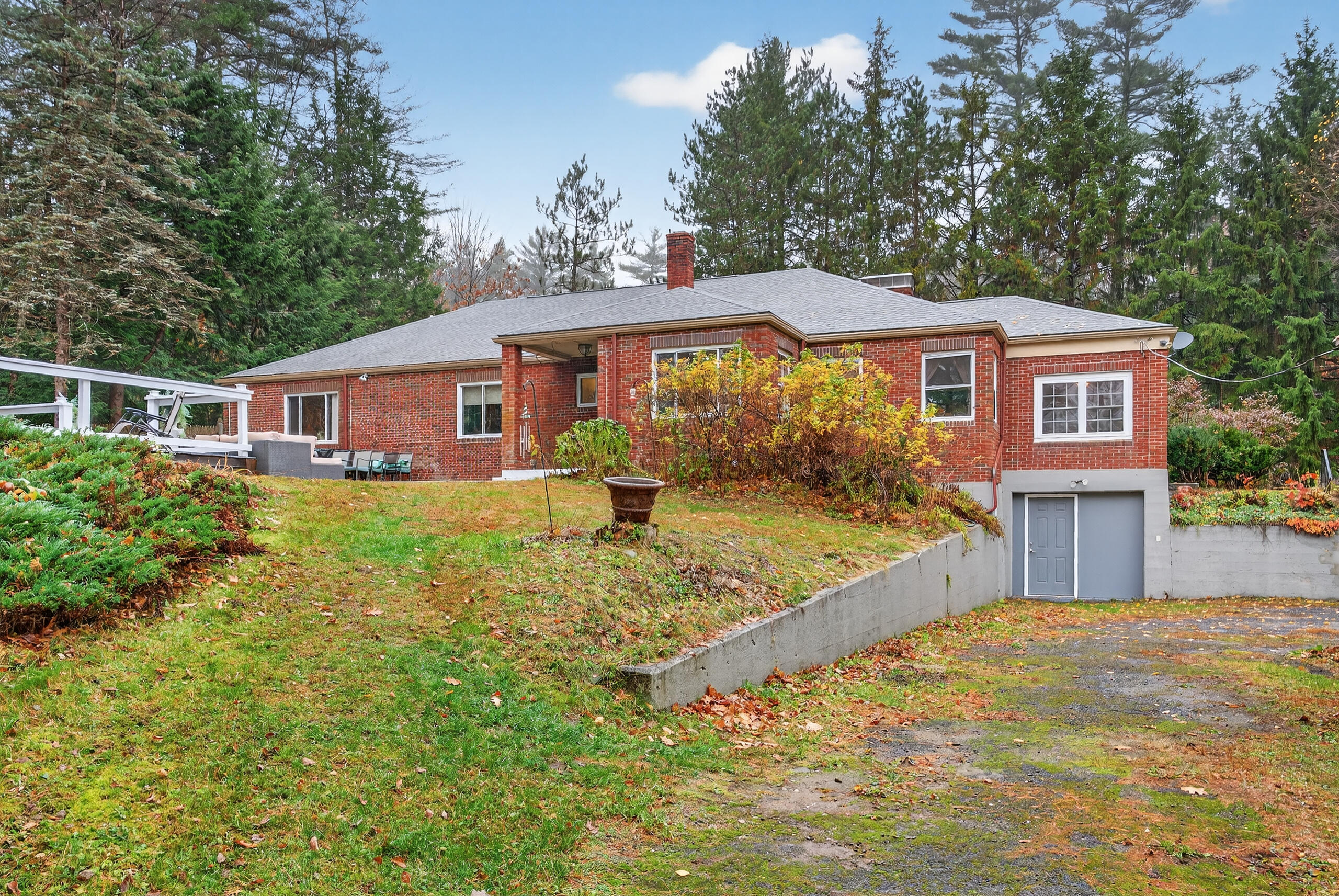 122 Belgrade Road Oakland ME 04963