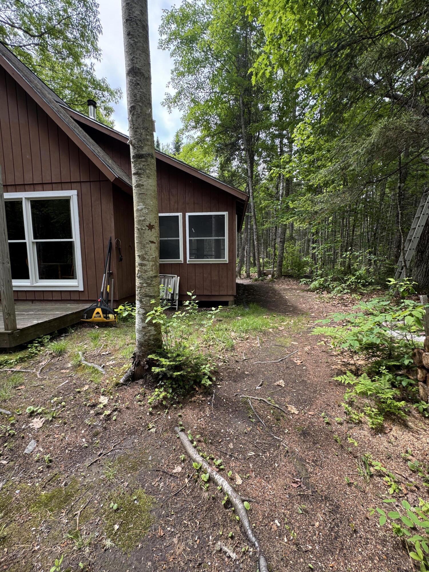 6 Maple Drive Abbot ME 04406