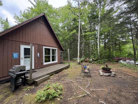 6 Maple Drive Abbot ME 04406