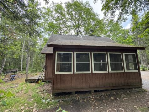 6 Maple Drive Abbot ME 04406