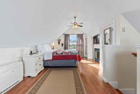 113 Perkins Cove Road Ogunquit ME 03907