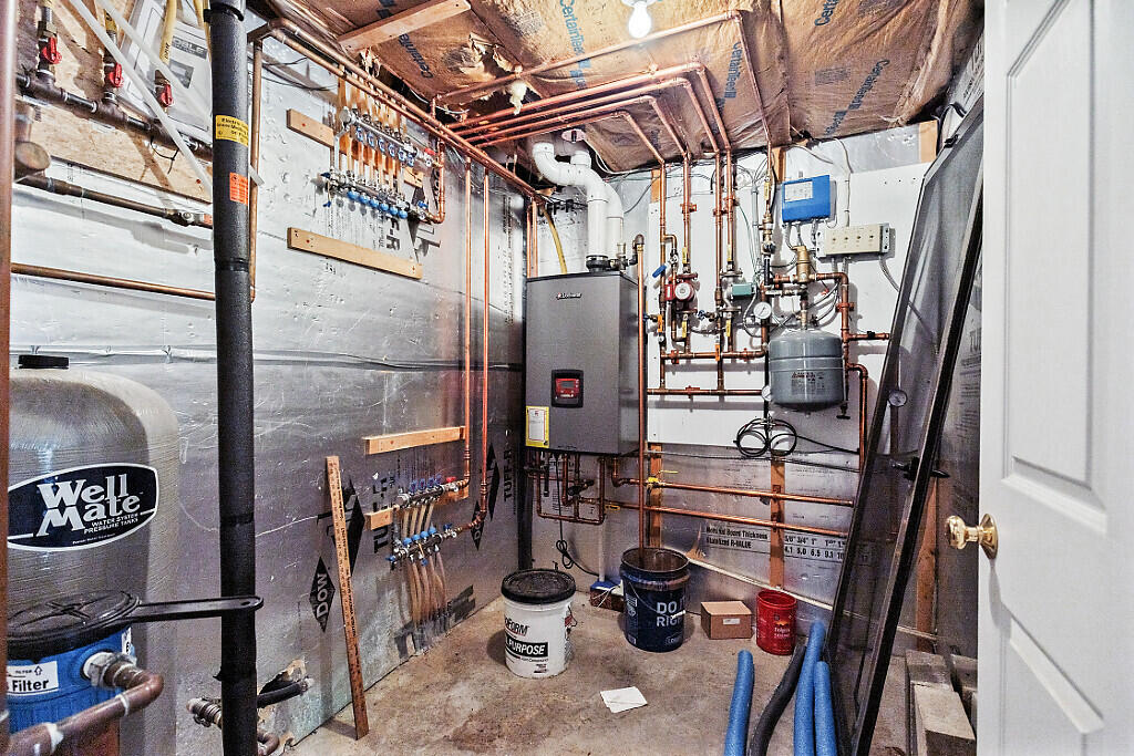 58 Sawyer Pond Highlands Road Greenville ME 04441