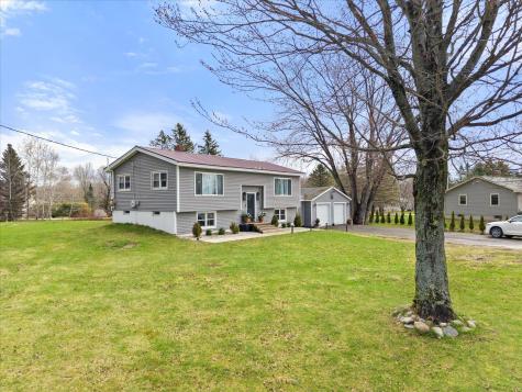 217 Williams Road Newport ME 04953