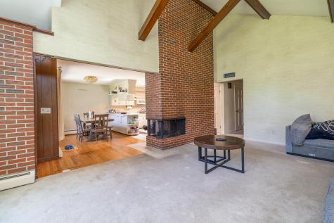 2814 Hotel Road Auburn ME 04210