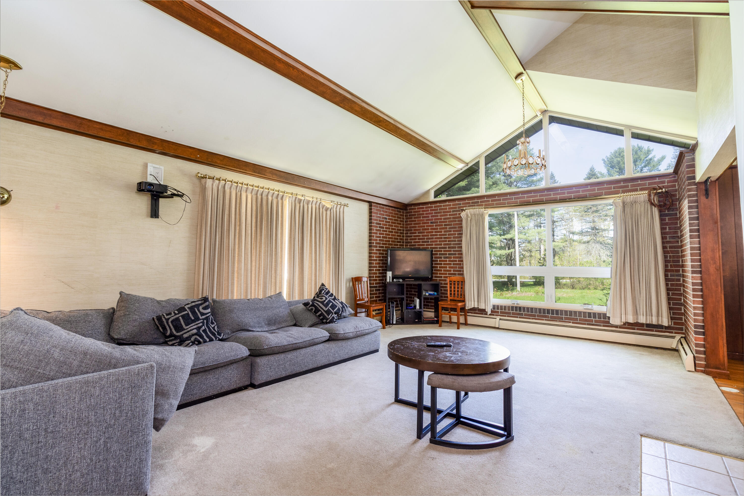 2814 Hotel Road Auburn ME 04210