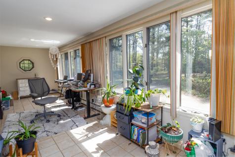 2814 Hotel Road Auburn ME 04210