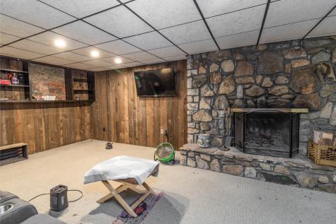 2814 Hotel Road Auburn ME 04210