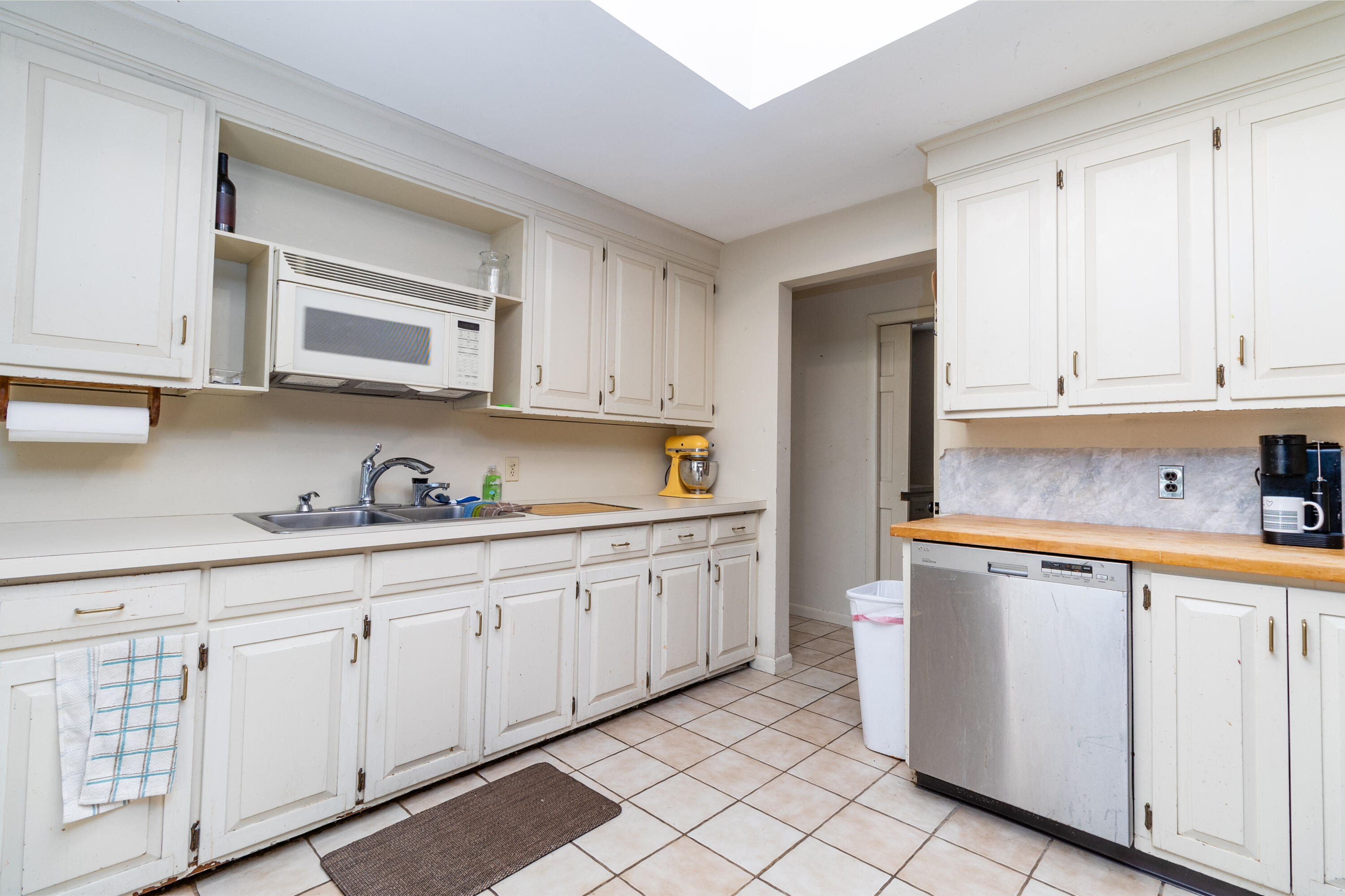 2814 Hotel Road Auburn ME 04210