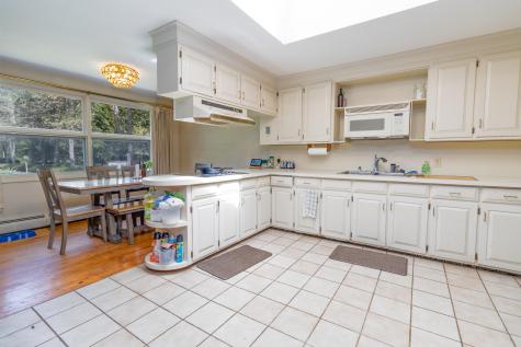 2814 Hotel Road Auburn ME 04210