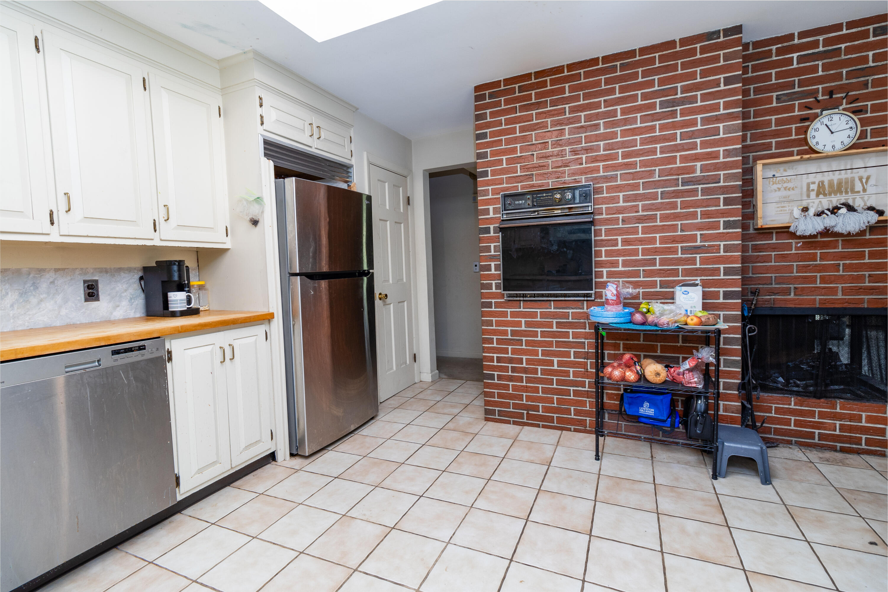 2814 Hotel Road Auburn ME 04210