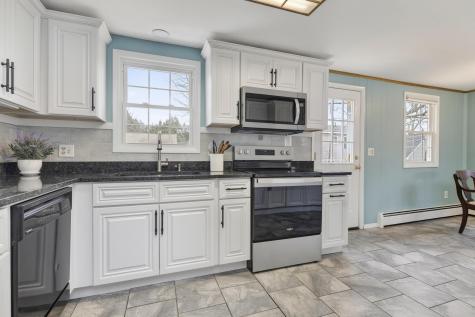 14 Spruce Lane Gorham ME 04038