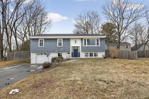 14 Spruce Lane Gorham ME 04038